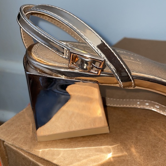 BLOCK HEEL SANDALS - Picture 3 of 4